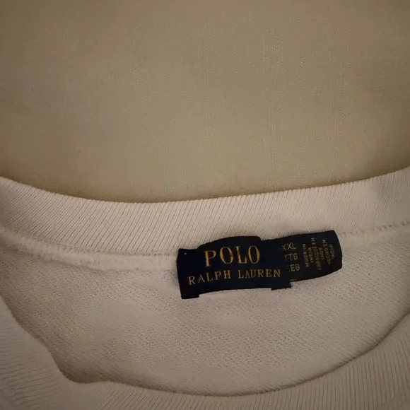 Vintage Ralph Lauren Women's Sweater in White with Black Pattern - Picture 4 of 4